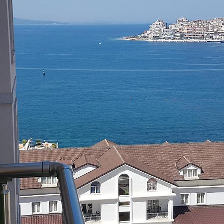Luxury Seafront Apartments Sarandë Esterno foto